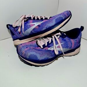 Brooks Revel 4 - International Women's Day - Women’s 10